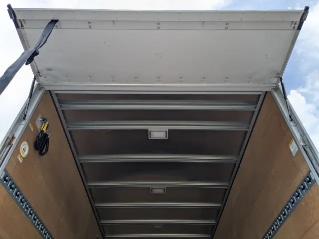 日野 デュトロ 2KG-XZU710M(2WD)の写真10