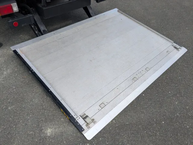 日野 デュトロ 2KG-XZU710M(2WD)の写真9