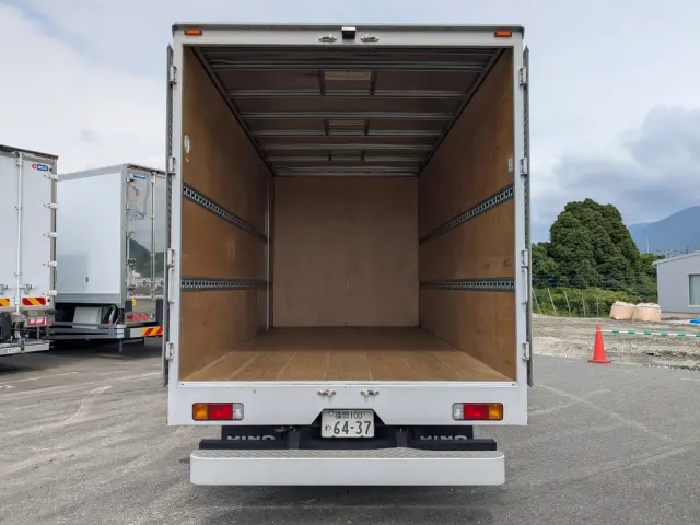 日野 デュトロ 2RG-XZU712M(2WD)の写真8