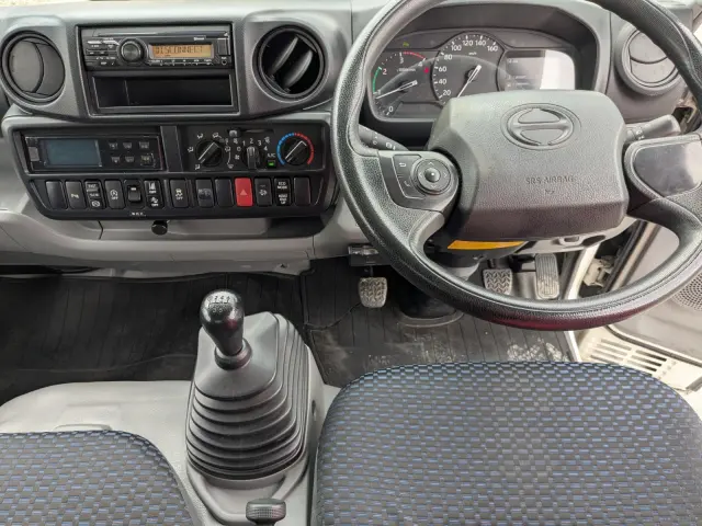 日野 デュトロ 2RG-XZU655M(2WD)の写真27