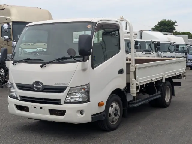 日野 デュトロ TKG-XZU702M(2WD)の写真1
