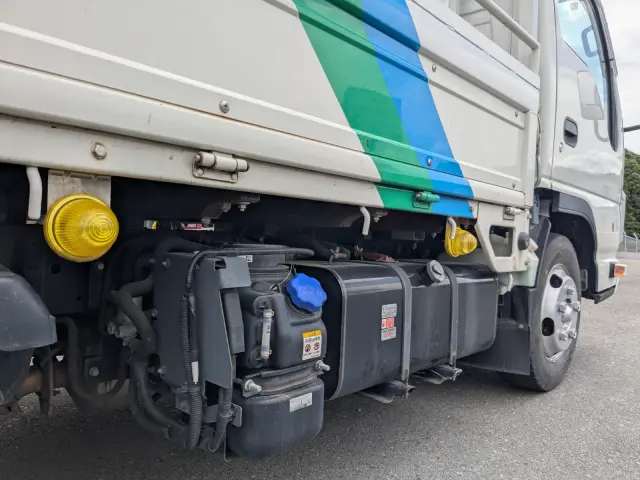 いすゞ エルフ 2RG-NJR88A(2WD)の写真21