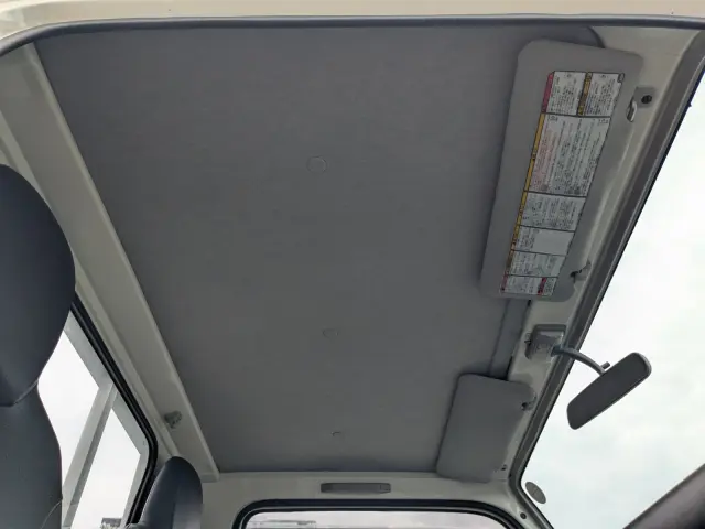 いすゞ エルフ 2RG-NJR88A(2WD)の写真23