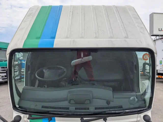 いすゞ エルフ 2RG-NJR88A(2WD)の写真34