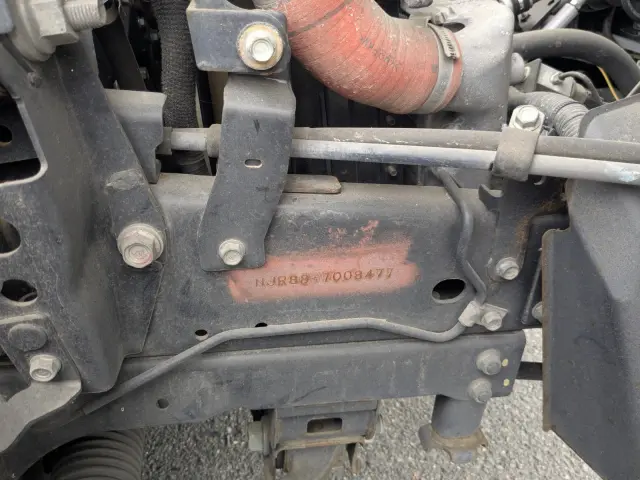 いすゞ エルフ 2RG-NJR88A(2WD)の写真37