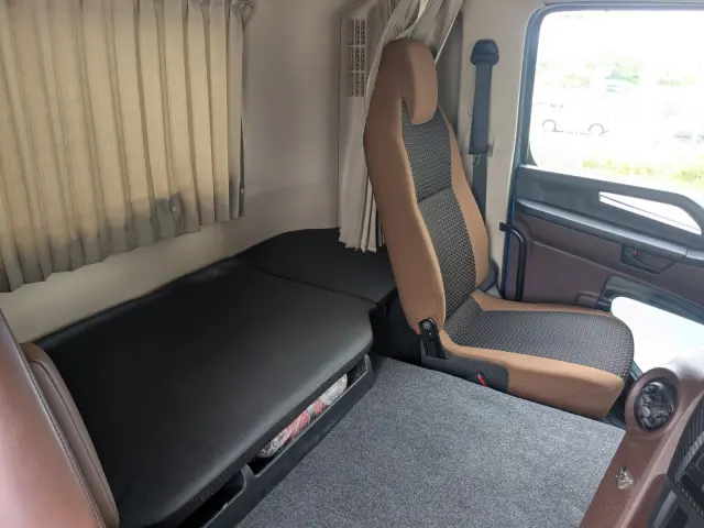 日野 プロフィア 2DG-SH1EEGG(2WD)の写真25