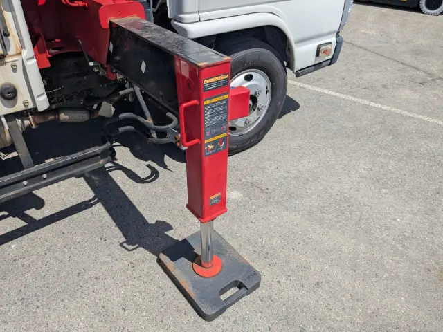 いすゞ エルフ TPG-NKR85R(2WD)の写真32