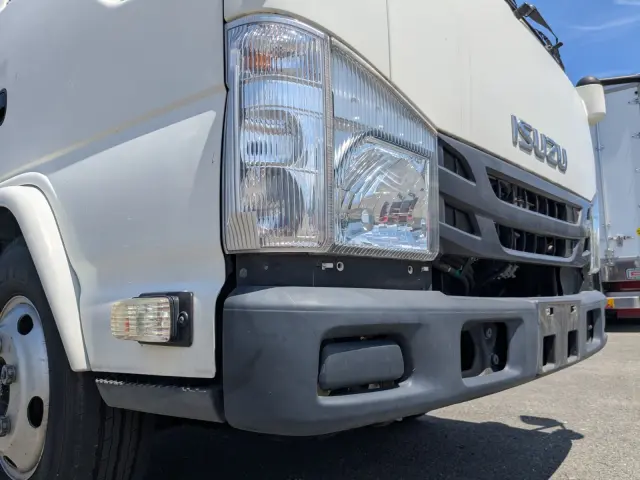 いすゞ エルフ TPG-NKR85R(2WD)の写真47