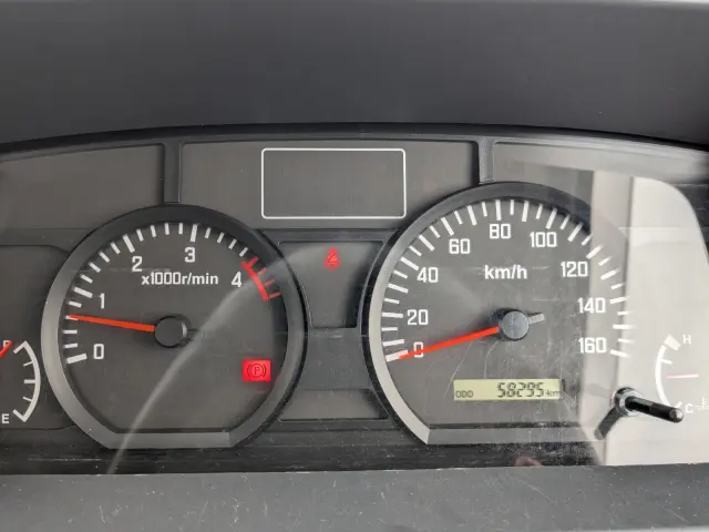 いすゞ エルフ TPG-NKR85R(2WD)の写真25
