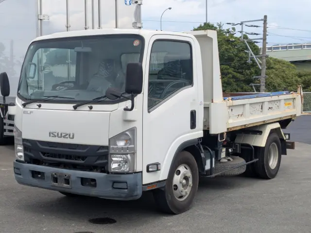 いすゞ エルフ 2PG-NPR88YN(2WD)の写真1