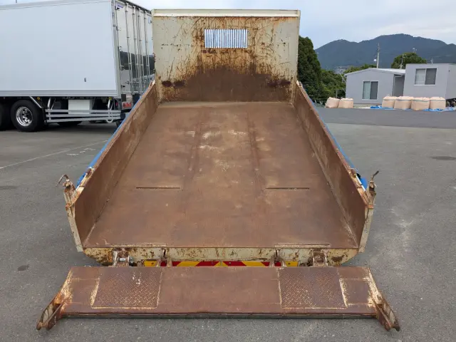 いすゞ エルフ 2PG-NPR88YN(2WD)の写真14