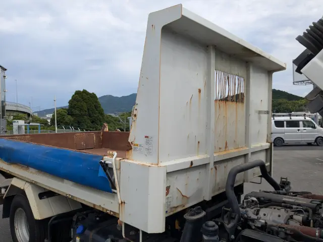 いすゞ エルフ 2PG-NPR88YN(2WD)の写真35