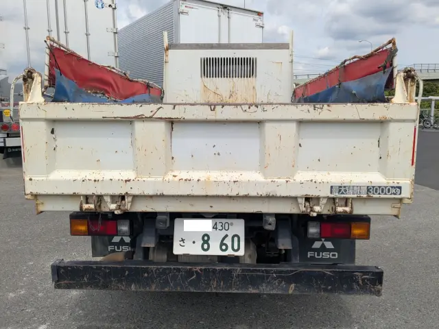 三菱 キャンター 2RG-FBA60(2WD)の写真5