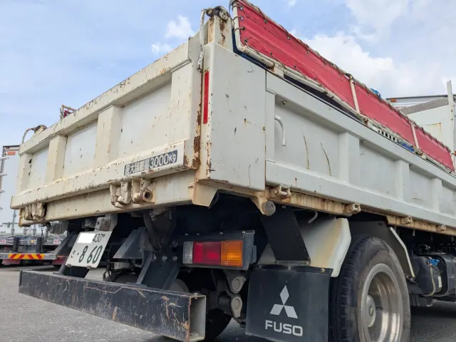 三菱 キャンター 2RG-FBA60(2WD)の写真7