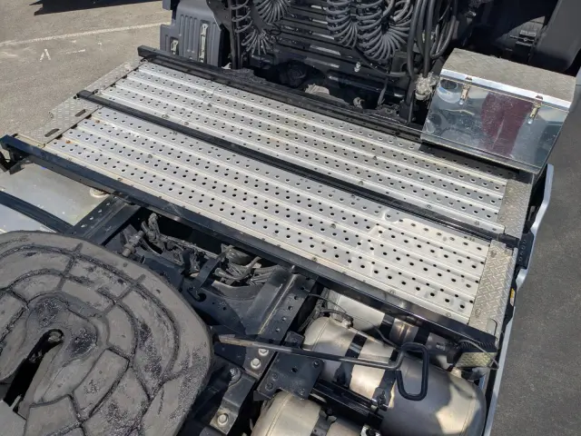 日野 プロフィア 2DG-SH1EDGG(2WD)の写真12