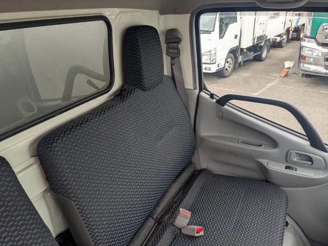 日野 デュトロ 2KG-XZU605M(2WD)の写真24