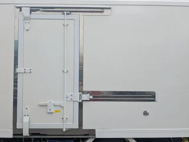 日野 デュトロ 2KG-XZU605M(2WD)の写真33