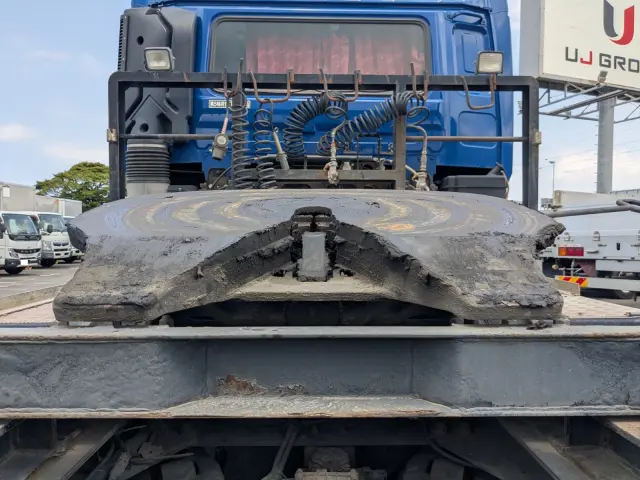 UD クオン QKG-GK6XAB(2WD)の写真9