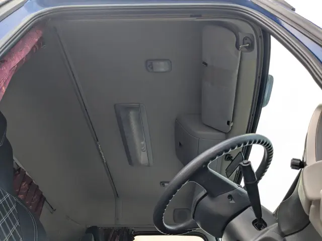 UD クオン QKG-GK6XAB(2WD)の写真22