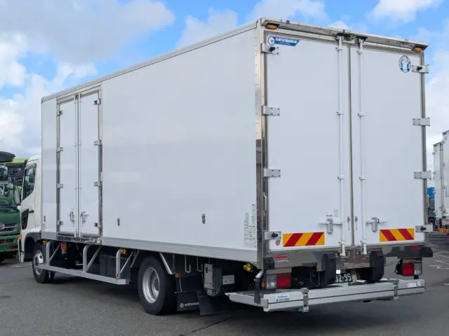 日野 レンジャー 2KG-FC2ABG(2WD)の写真4