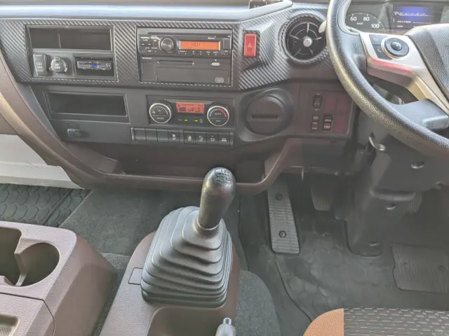 日野 レンジャー 2PG-FD2ABG(2WD)の写真25