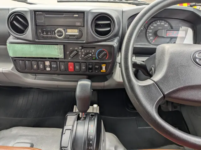 日野 デュトロ TPG-XZU600X(2WD)の写真28