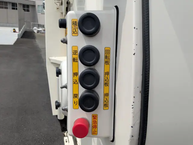 日野 デュトロ TPG-XZU600X(2WD)の写真30