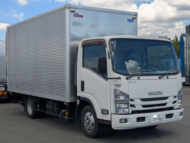 いすゞ エルフ TRG-NPR85AN(2WD)の写真3