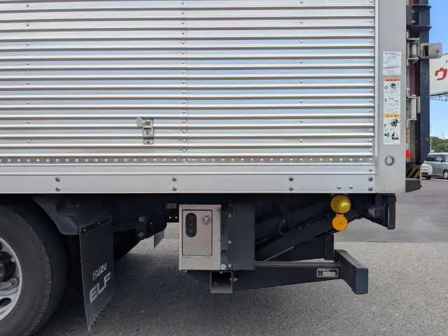 いすゞ エルフ TRG-NPR85AN(2WD)の写真33
