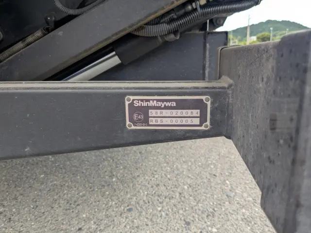 いすゞ エルフ TRG-NPR85AN(2WD)の写真34