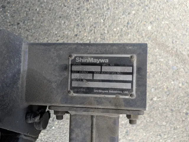 いすゞ エルフ TRG-NPR85AN(2WD)の写真42