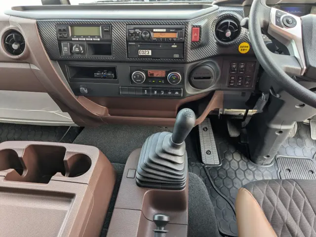 日野 レンジャー 2KG-FE2ACG(2WD)の写真25