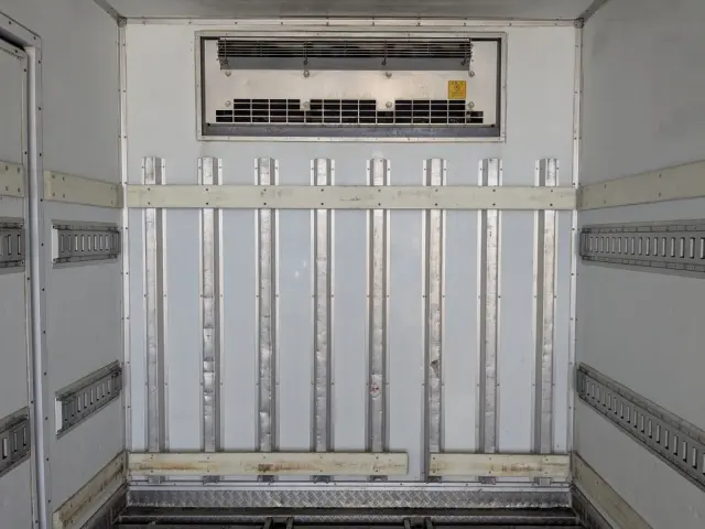 いすゞ エルフ TKG-NPR85AN(2WD)の写真18