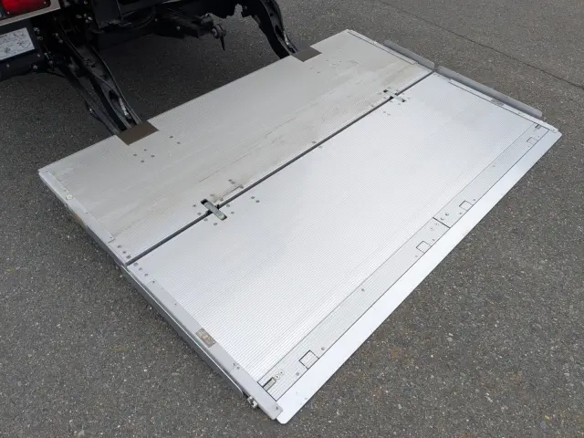日野 レンジャー 2KG-FD2ABG(2WD)の写真9