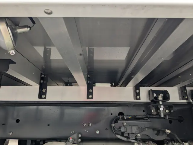 日野 レンジャー 2KG-FD2ABG(2WD)の写真42
