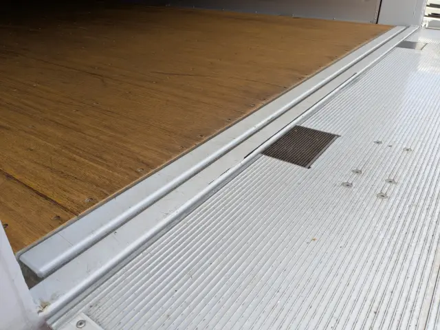 日野 レンジャー 2KG-FD2ABG(2WD)の写真13