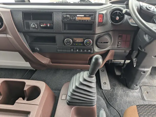日野 レンジャー 2KG-FD2ABG(2WD)の写真24