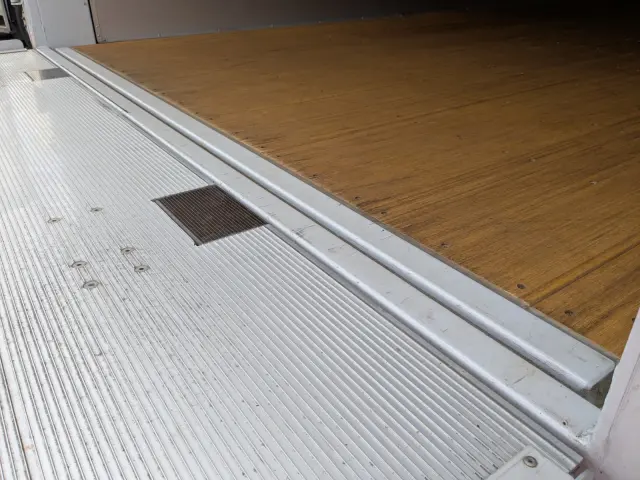 日野 レンジャー 2KG-FD2ABG(2WD)の写真30