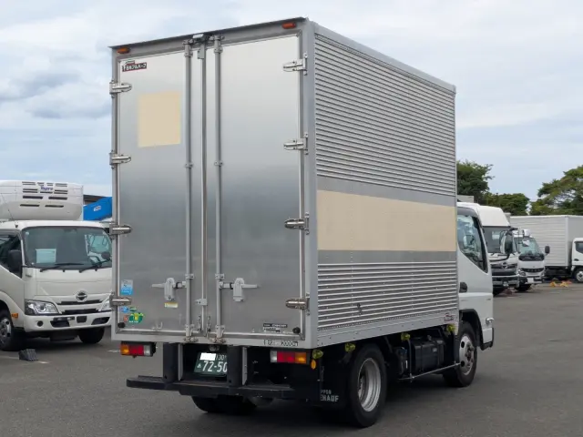 三菱 キャンター 2RG-FBAV0(2WD)の写真3
