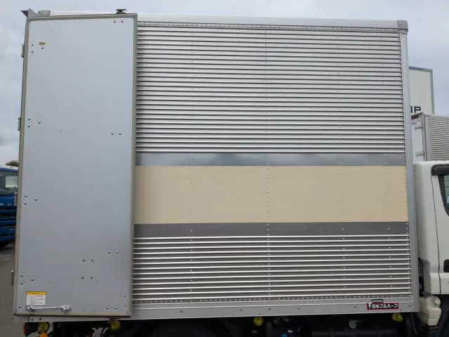 三菱 キャンター 2RG-FBAV0(2WD)の写真31