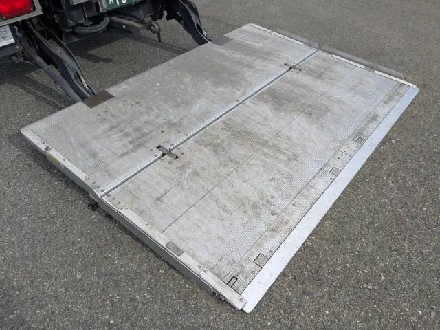 日野 レンジャー 2KG-FD2ABG(2WD)の写真8