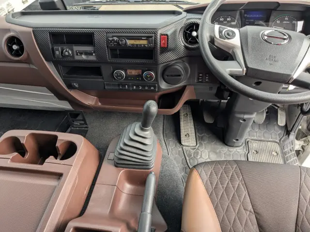 日野 レンジャー 2PG-FD2ABG(2WD)の写真27