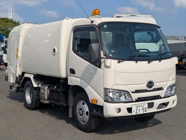 日野 デュトロ 2RG-XZU605X(2WD)の写真2