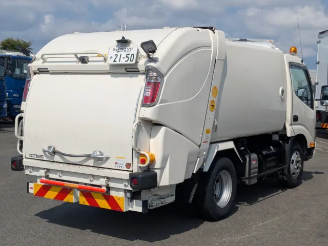 日野 デュトロ 2RG-XZU605X(2WD)の写真4