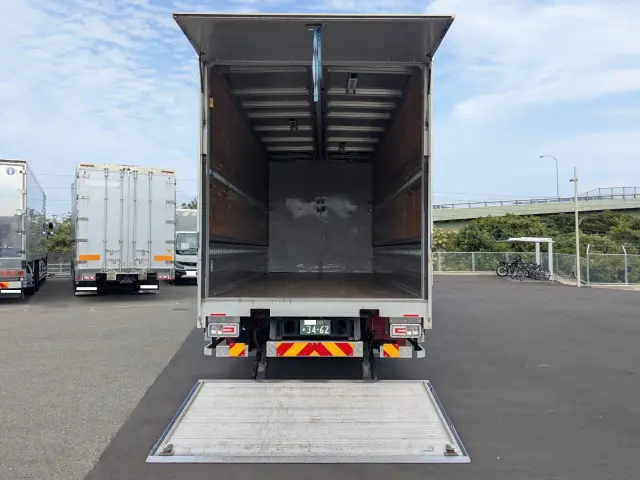 三菱 ファイター 2KG-FK61F(2WD)の写真8