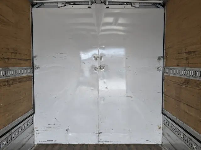 三菱 ファイター 2KG-FK61F(2WD)の写真20