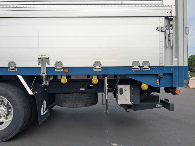 三菱 ファイター QKG-FK65FZ(2WD)の写真30