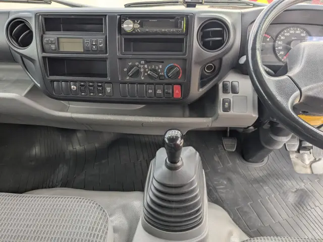 日野 デュトロ TKG-XZU710M(2WD)の写真25