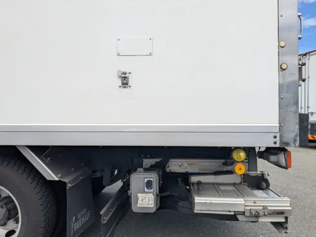 日野 デュトロ TKG-XZU710M(2WD)の写真31