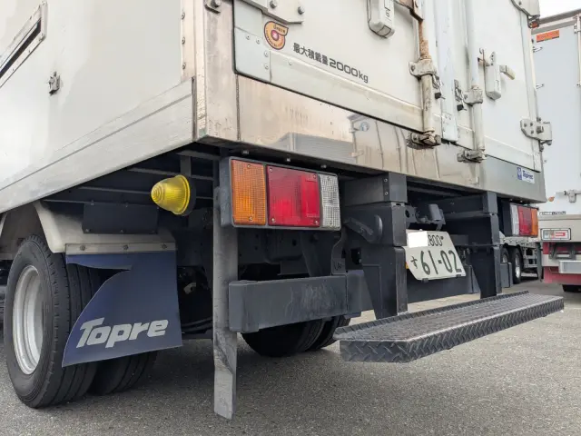 いすゞ エルフ TPG-NLR85AN(2WD)の写真6